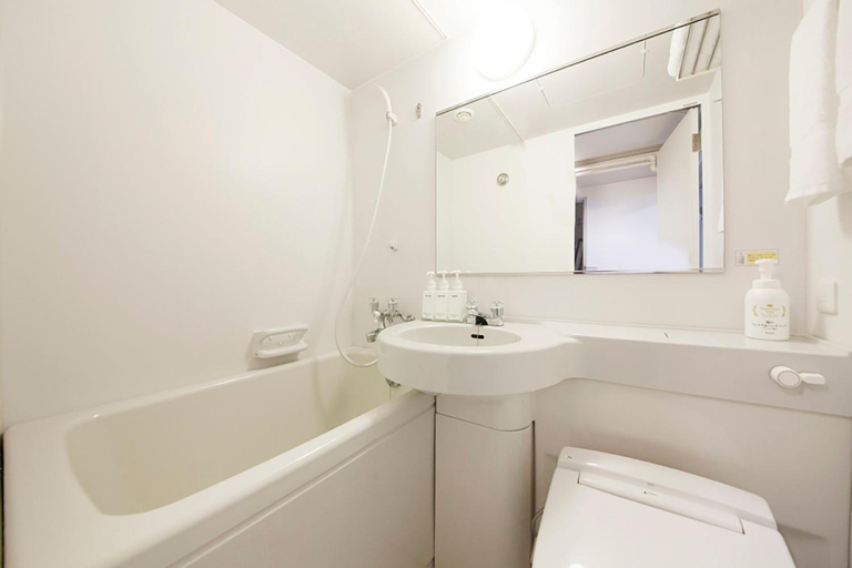 Bathroom 21