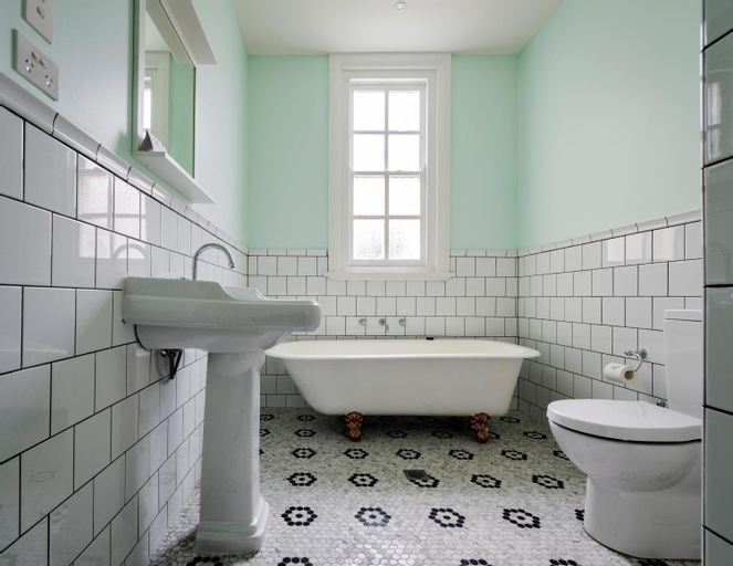 Bathroom 9