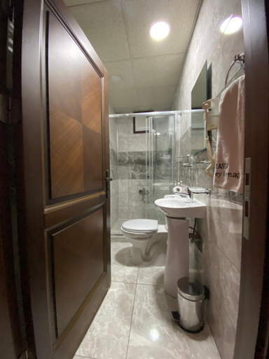 Bathroom 5, Ziyagil Konağı, Merkez