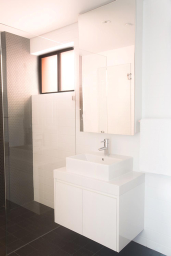 Bathroom 12