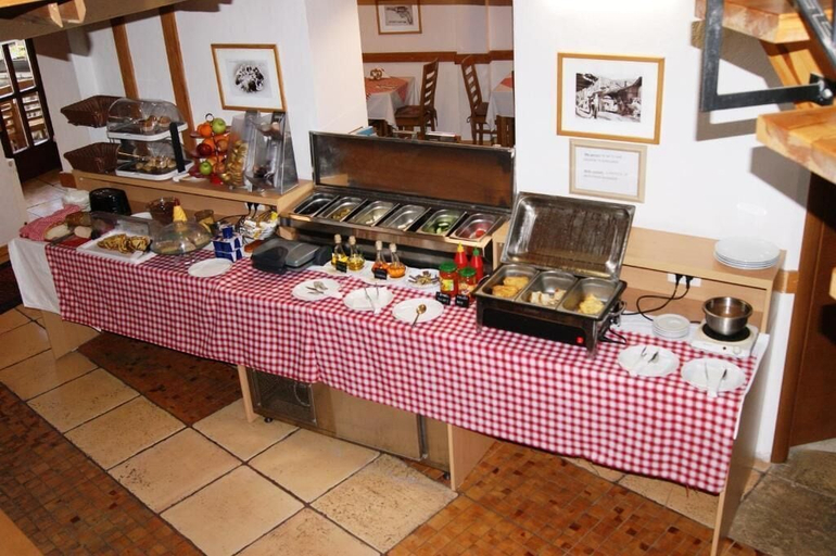Food & Drinks 5, Hotel Prizreni, Prizren