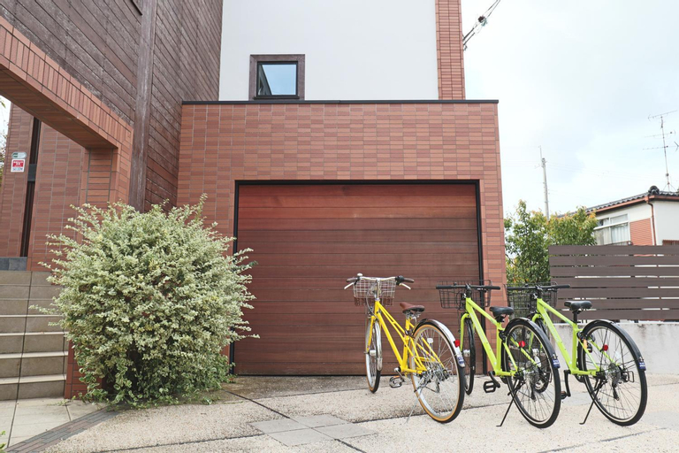 Fireplace Inn Concept House Hoshida, Neyagawa