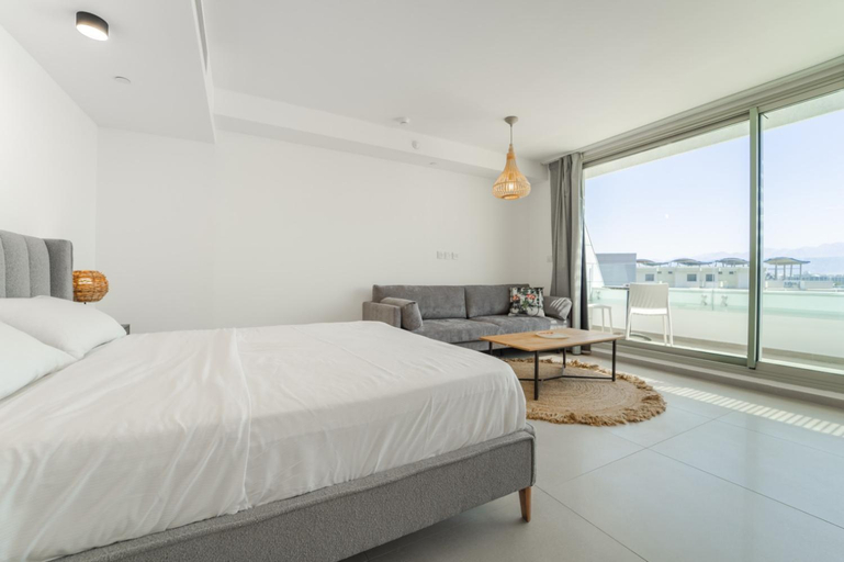 Others 5, Sea Side Eilat Vacation Apartment