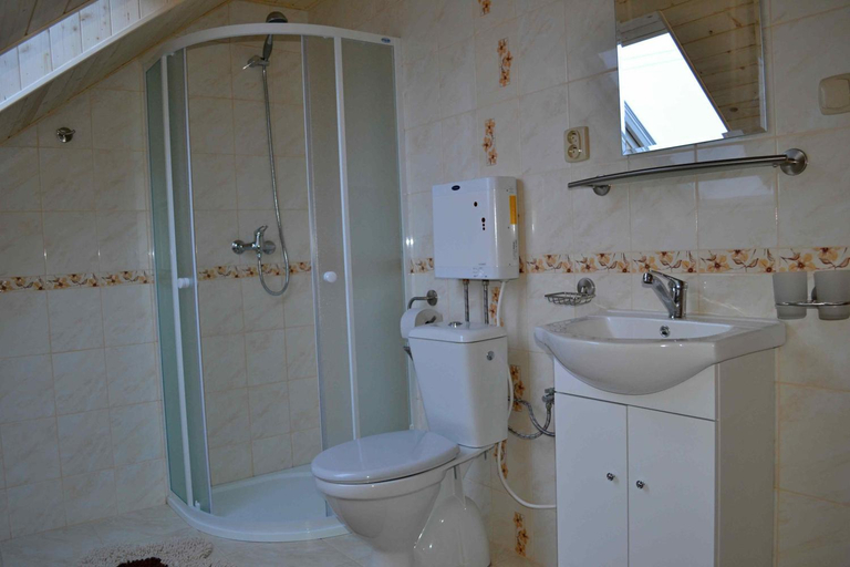 Bathroom, Penzion Manderlak, Liptovský Mikuláš
