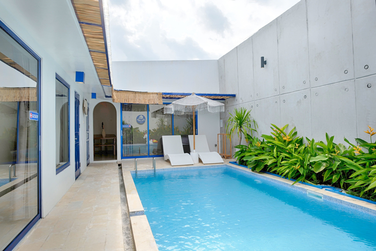 Swimming Pool 2