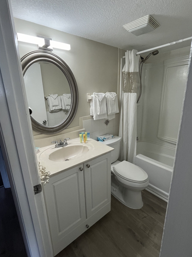 Bathroom, Tropic Shores Resort, Volusia