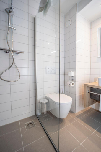Bathroom 5, Fletcher Hotel-Restaurant Leidschendam – Den Haag, Leidschendam-Voorburg