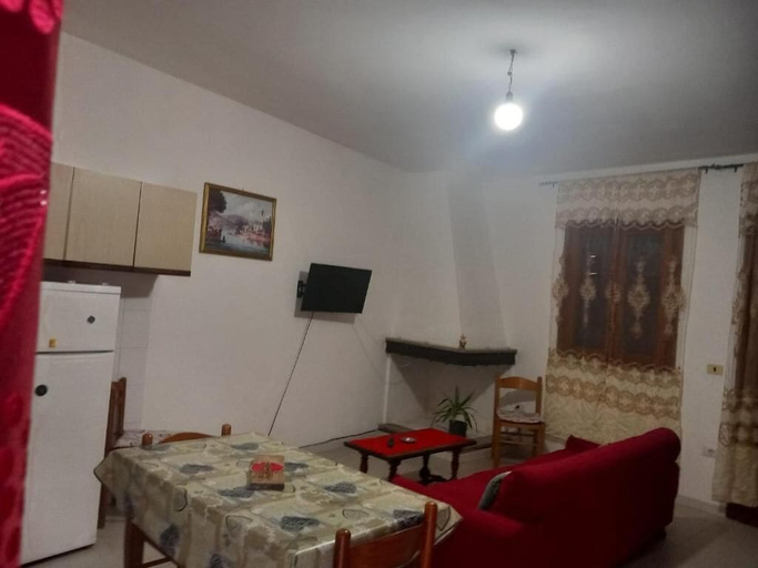 Others 5, Holiday House in Siniscola, Nuoro