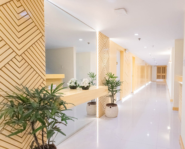 Others 5, Etsu Hotel, Tacloban City