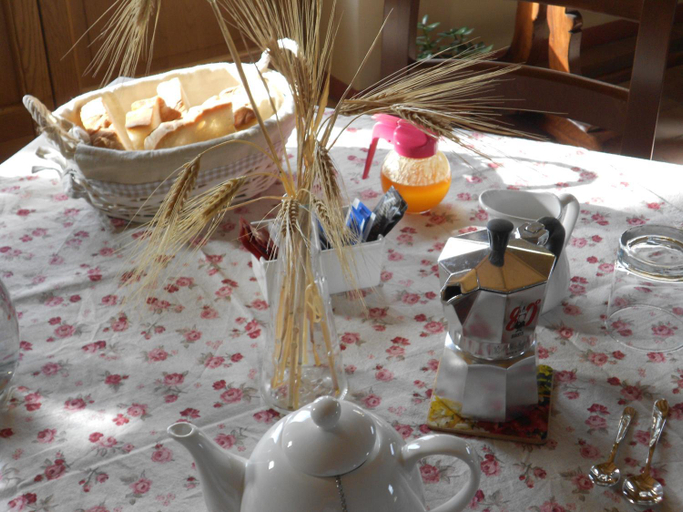 Food & Drinks, L'Isola Che Non C'era, Macerata