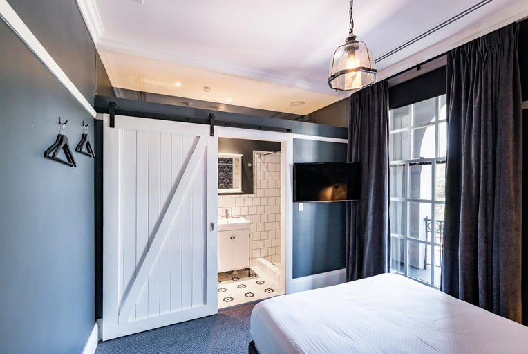 Bedroom 9