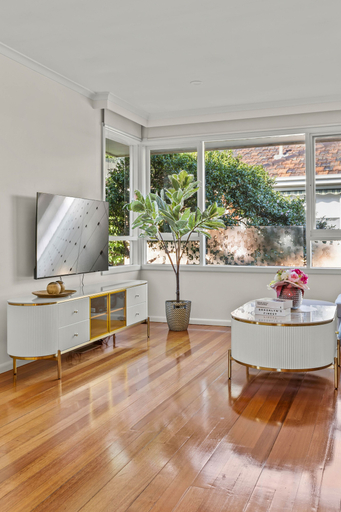Others 4, StayAU 2BRM Beach Family House Hampton, Melbourne