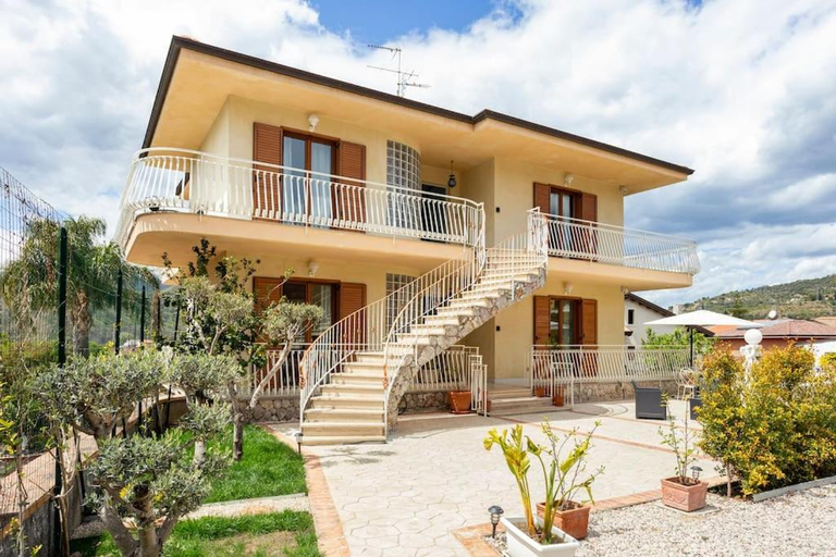 Others 3, Villa Graziosa, Messina