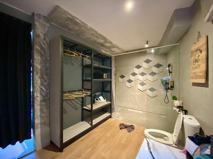 Bathroom 3