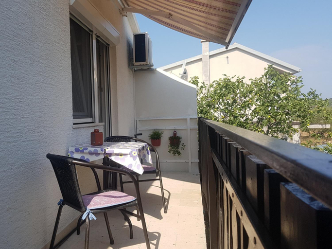 Others 5, Apartments Snjezana Carev, Tisno