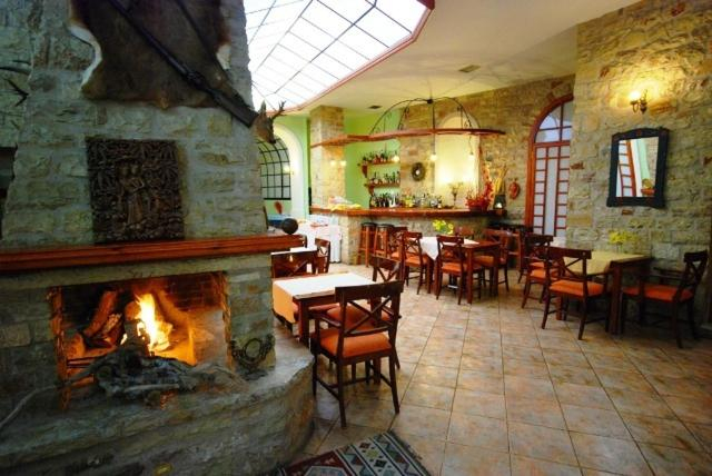 Food & Drinks 5, Hotel Elvetia, Central Greece