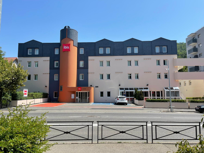 Exterior & Views 2, ibis Gap, Hautes-Alpes