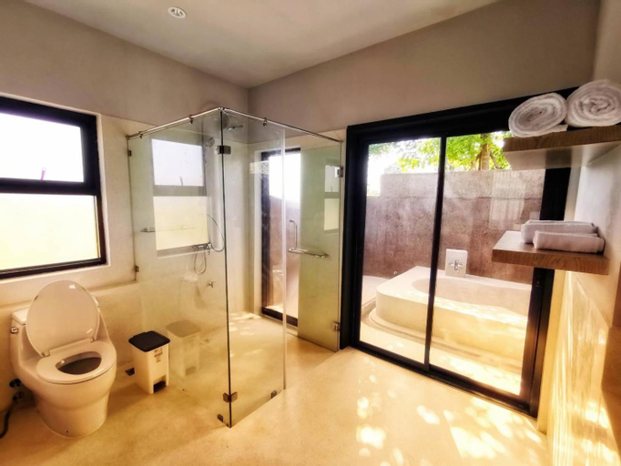Bathroom 5