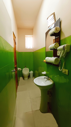 Bathroom 3, Hotel Gran Aurum, Pedro Domingo Murillo
