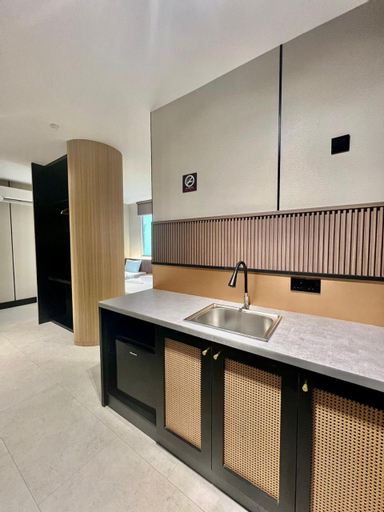 Dining Room 19