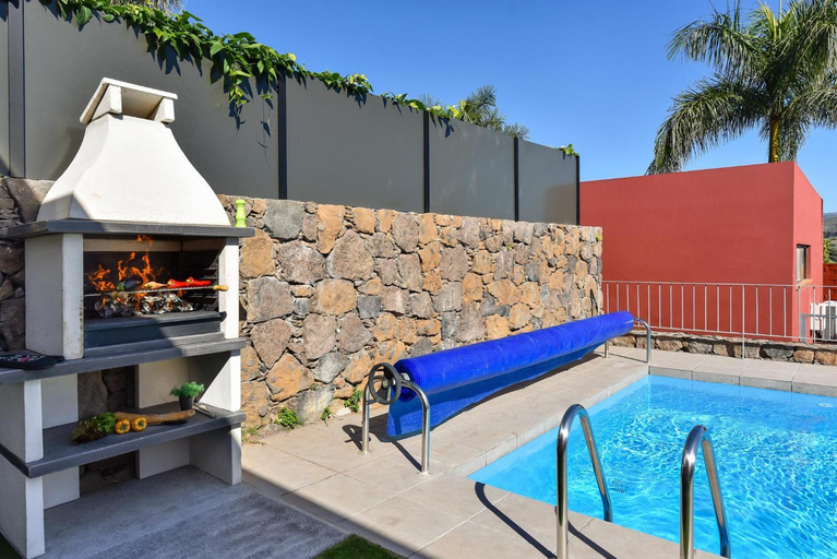 Others 2, Par 4 Blue Star by VillaGranCanaria, Las Palmas