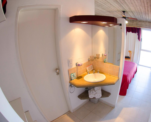 Bathroom 3, Hotel Fontanet, Villa Gesell
