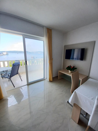 View 3, Apartments Amor, Trogir
