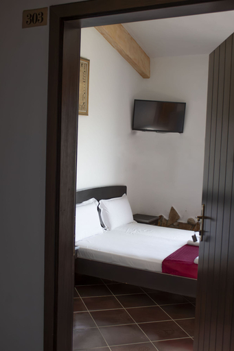 Bedroom 4, Oasis Hotel, Vlorës