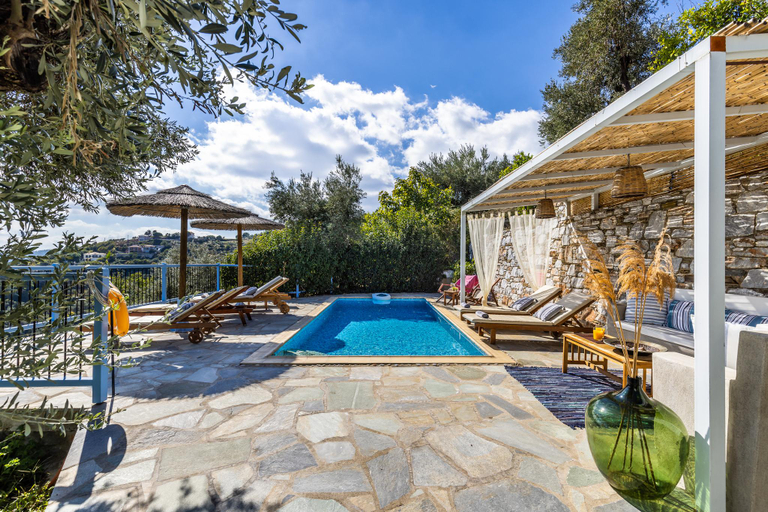 Sport & Beauty 2, Villa Avaton with magnificent sea view and Skopelos town, Thessaly