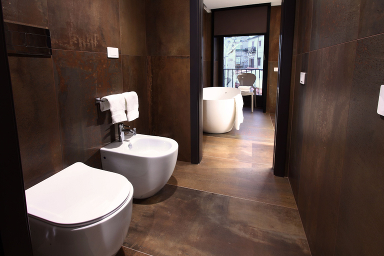 Bathroom 5, PALAZZO CARTARI, Palermo