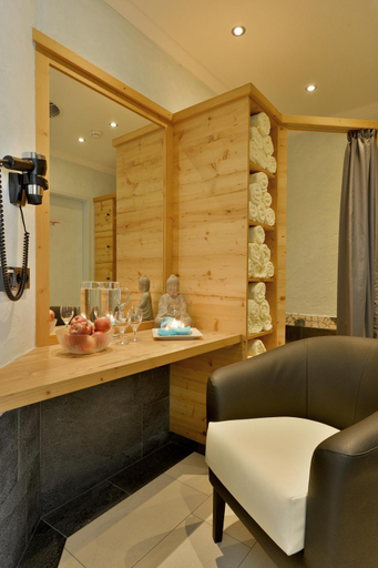 Bathroom 3, Hotel Landenhof Superior, Schwaz