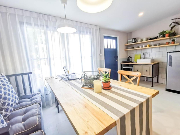 Dining Room 13