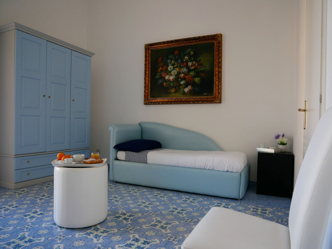 Bedroom 3, Ambasciata Sorrento Relais, Napoli