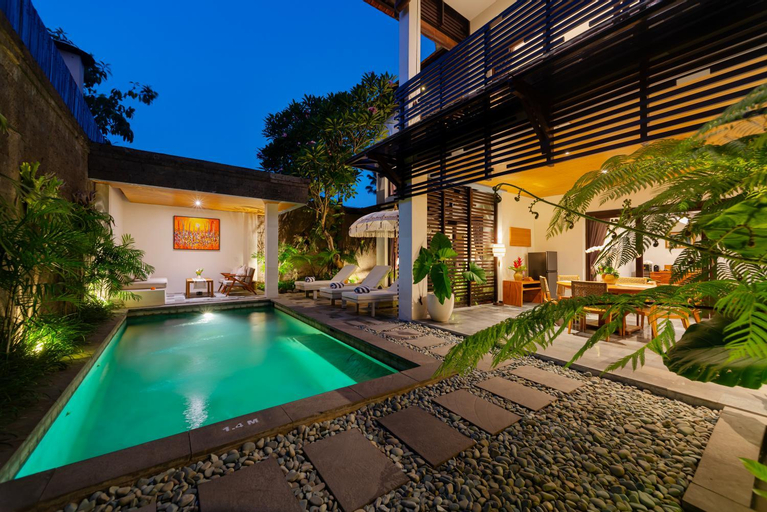 Swimming Pool 12