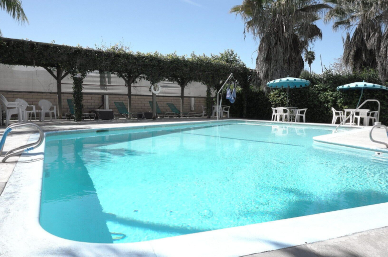 Sport & Beauty 5, Elsinore Hot Springs & Lodge, Riverside