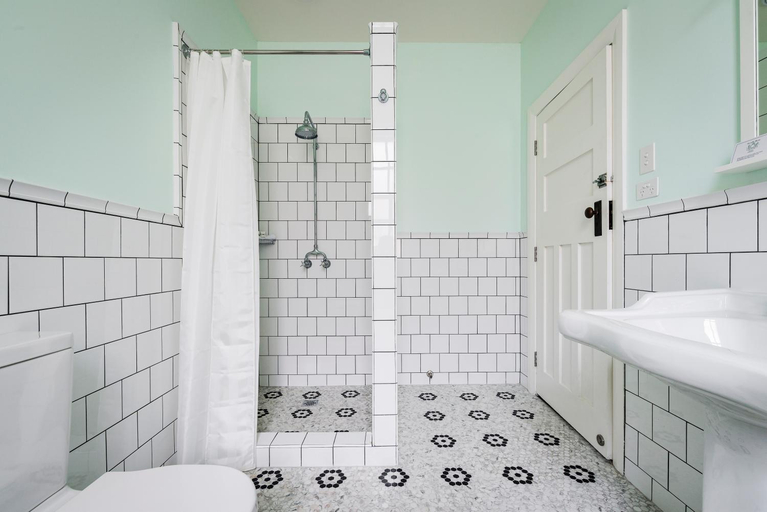 Bathroom 8