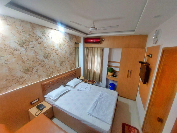 Bedroom 2, Hotel sunshine, Purnia