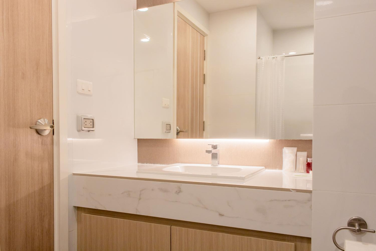 Bathroom 4, ONE Hotel, Khlong Luang
