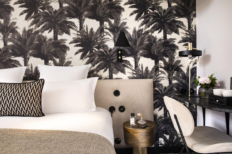 Bedroom 2, Hotel Gramont, Paris