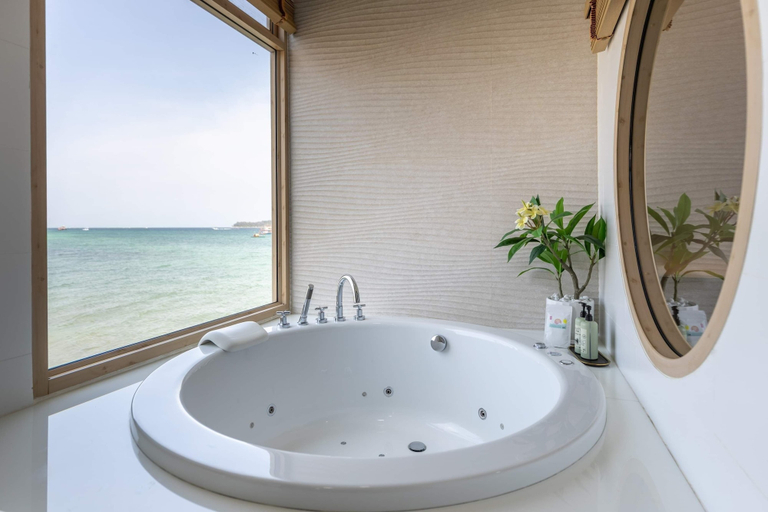 Bathroom 3, Moonlight Koh Larn, Pattaya