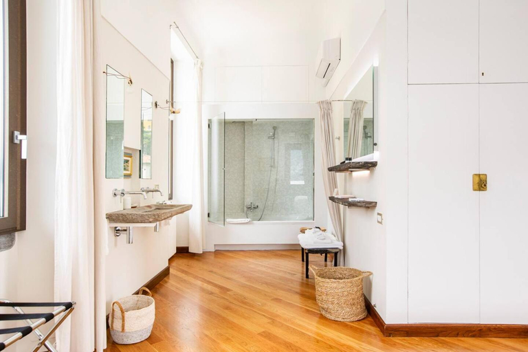 Others 5, Villa Noseda, Como