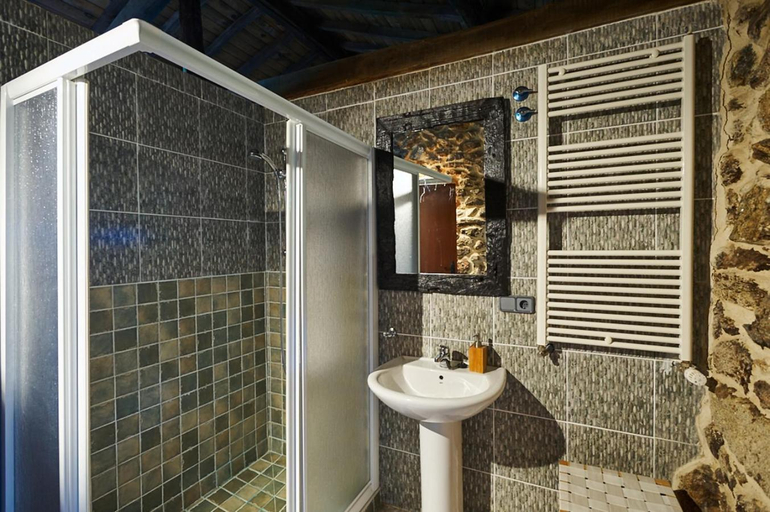 Bathroom 2, Aldea Rural Santo Andre, Ourense