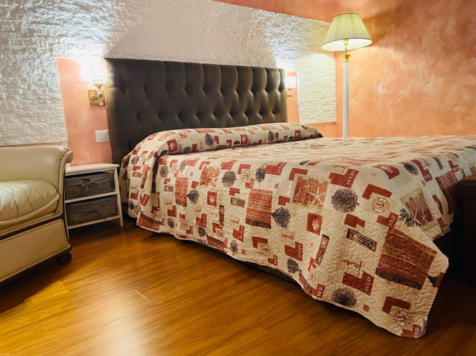 Bedroom 2, Castelpetroso Bed&Food, Isernia