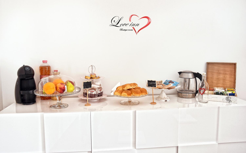 Food & Drinks 5, Love inn, Napoli