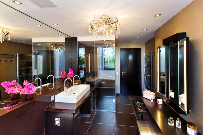 Business Facilities, Relais & Chateaux Hotel Burg Schwarzenstein, Rheingau-Taunus-Kreis