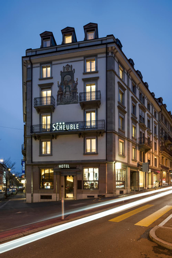 Exterior & Views 26
