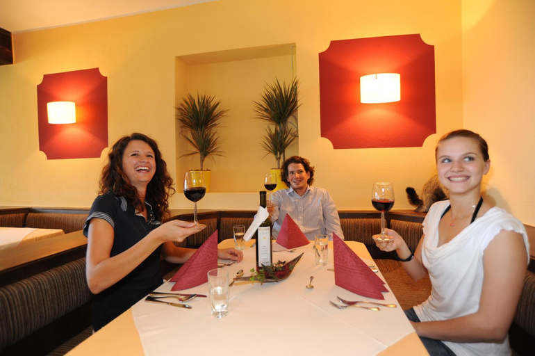 Food & Drinks 4, Haus Karnia Appartements & Zimmer, Hermagor