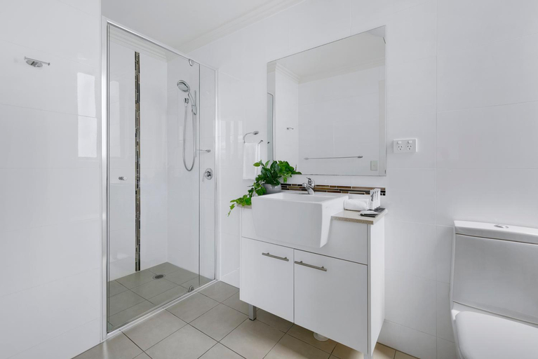 Bathroom 4
