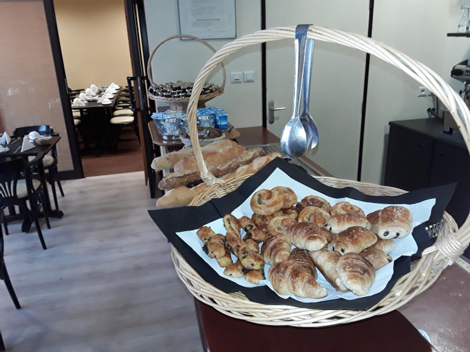 Food & Drinks 5, Hotel Dorele, Loiret
