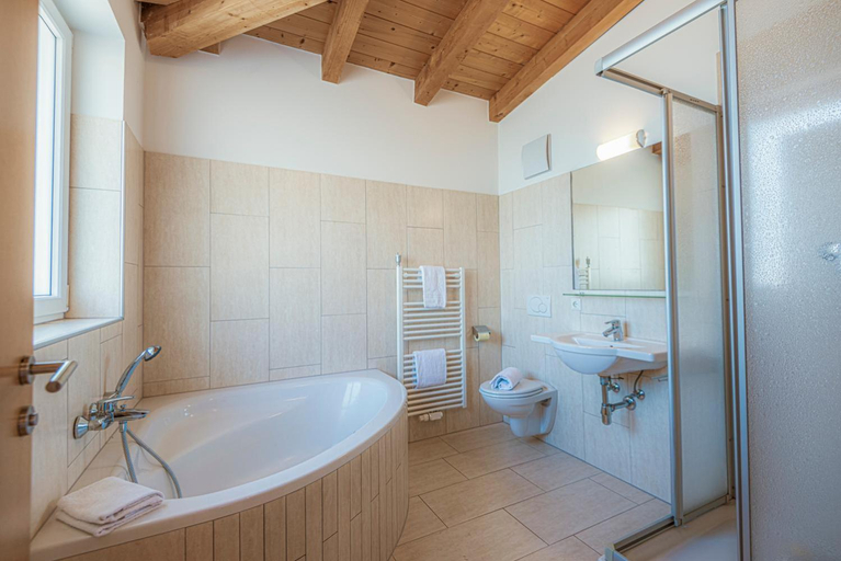 Bathroom 4, Schillerhof, Sankt Johann im Pongau
